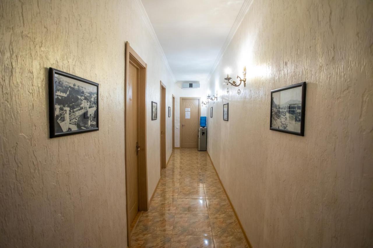 Hotel Mkudro Kutaisi Bagian luar foto