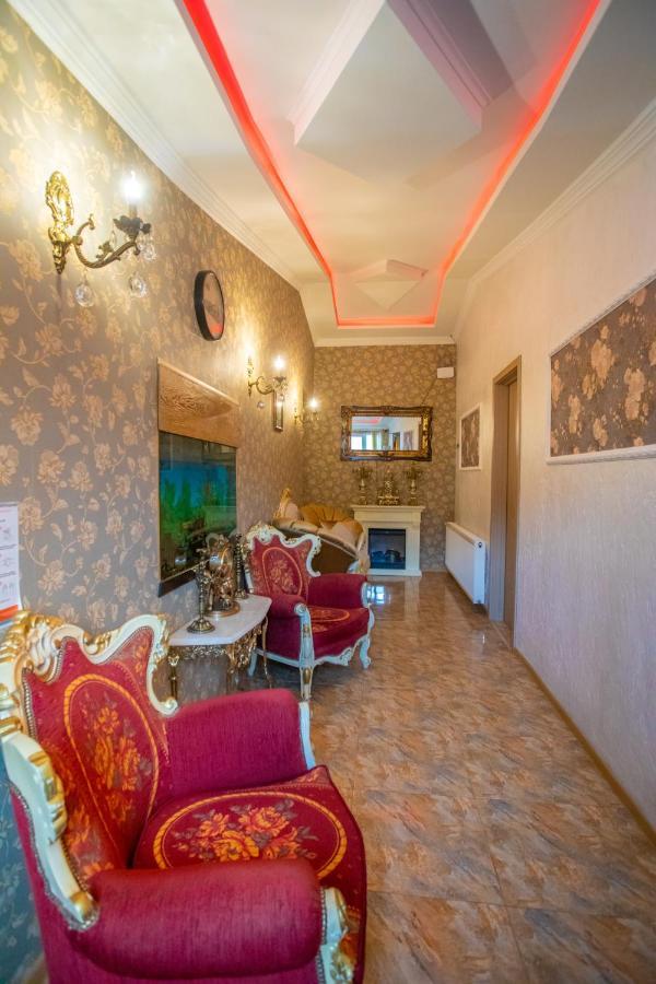 Hotel Mkudro Kutaisi Bagian luar foto