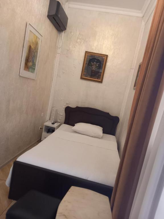 Hotel Mkudro Kutaisi Bagian luar foto